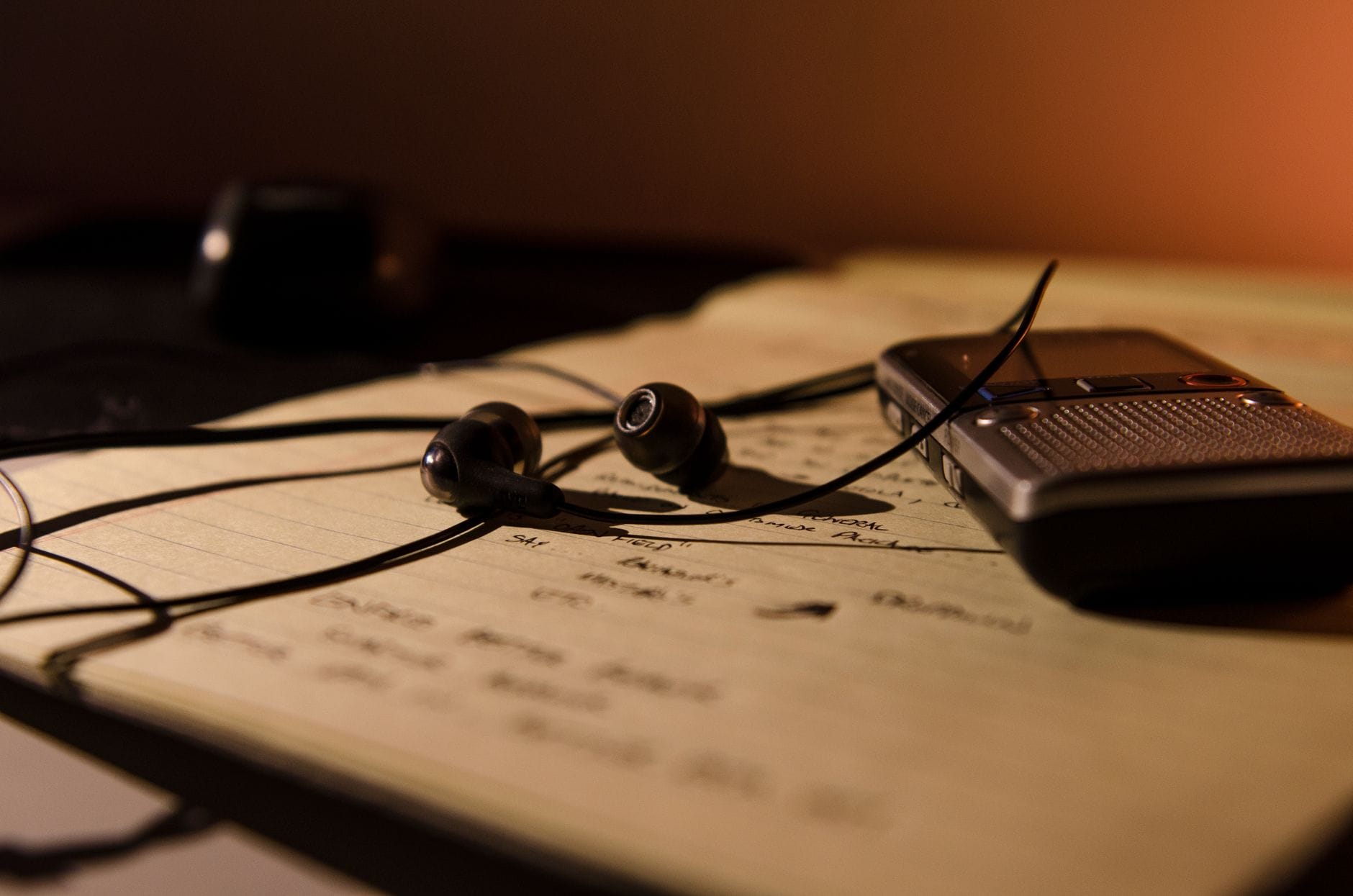 Nagrywanie i odsłuch notatek głosowych: produktywność audio w praktyce codziennej